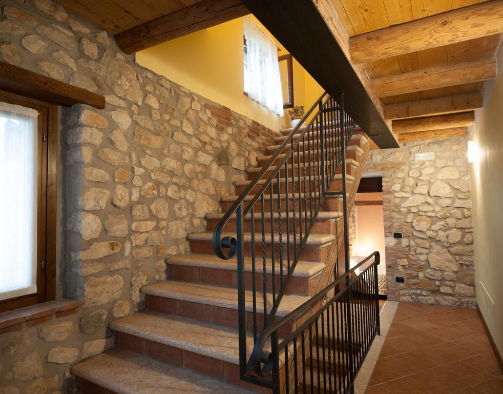 Agriturismo Corte Galvani 네그라르 객실 사진